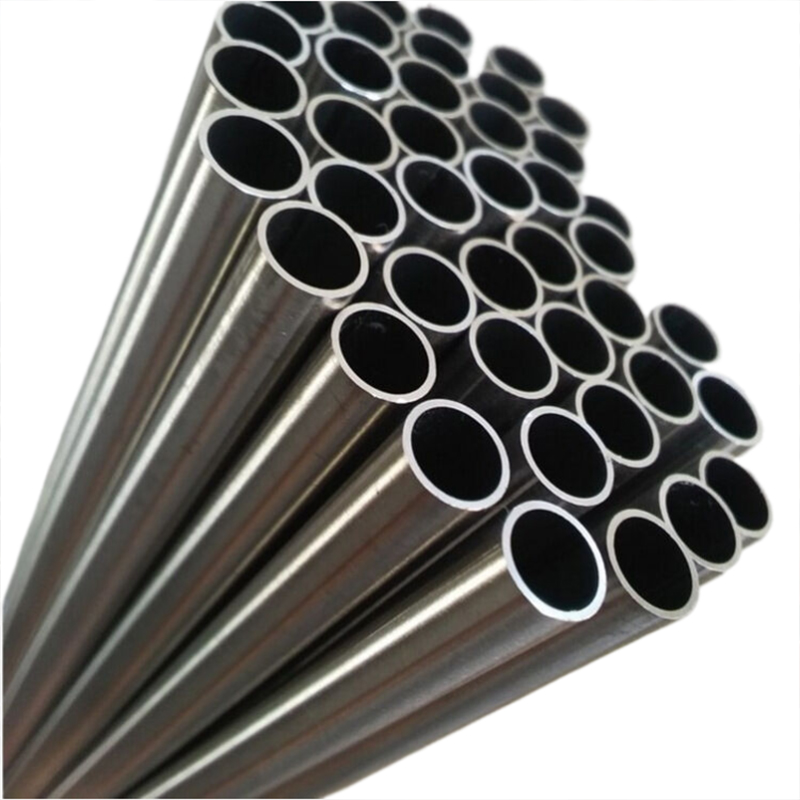 Cibum-gradus seamless duplex immaculatam ferro fistulam superficiem drawing processus
